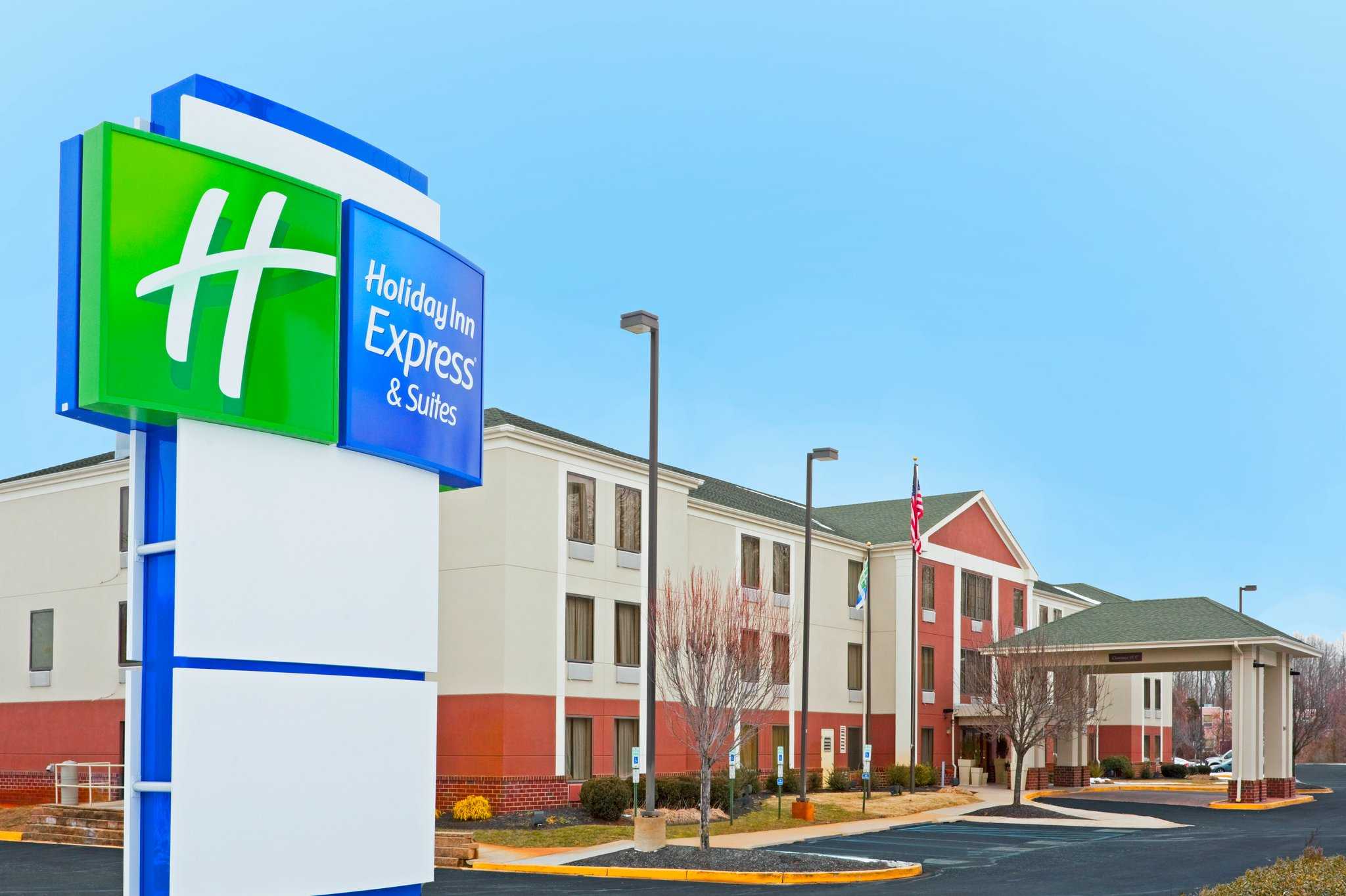 Holiday Inn Express Hotel & Suites Carneys Point Nj Trnpk Exit 1 in Carney's Point, NJ