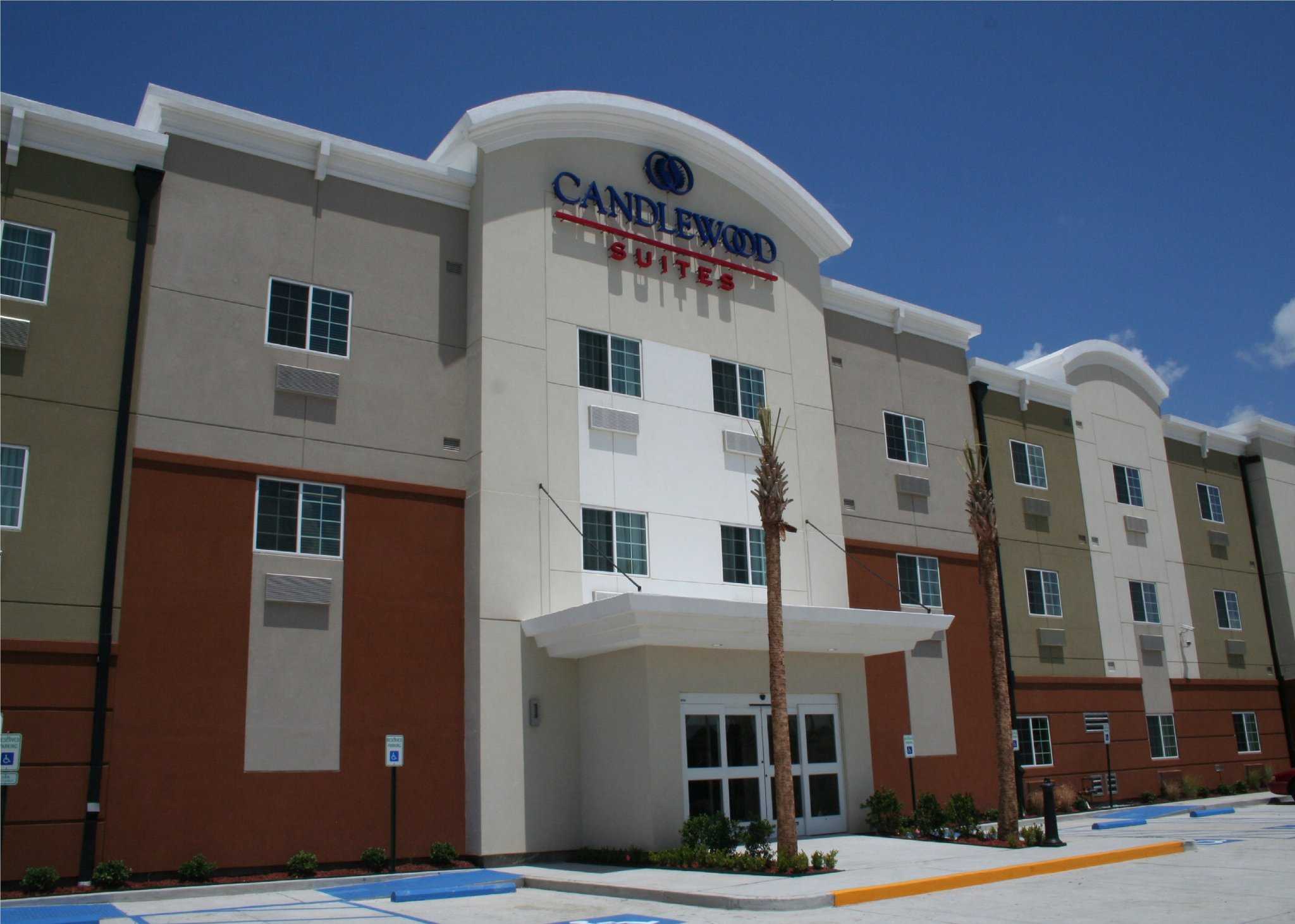 Candlewood Suites Avondale in เอวอนเดล, LA