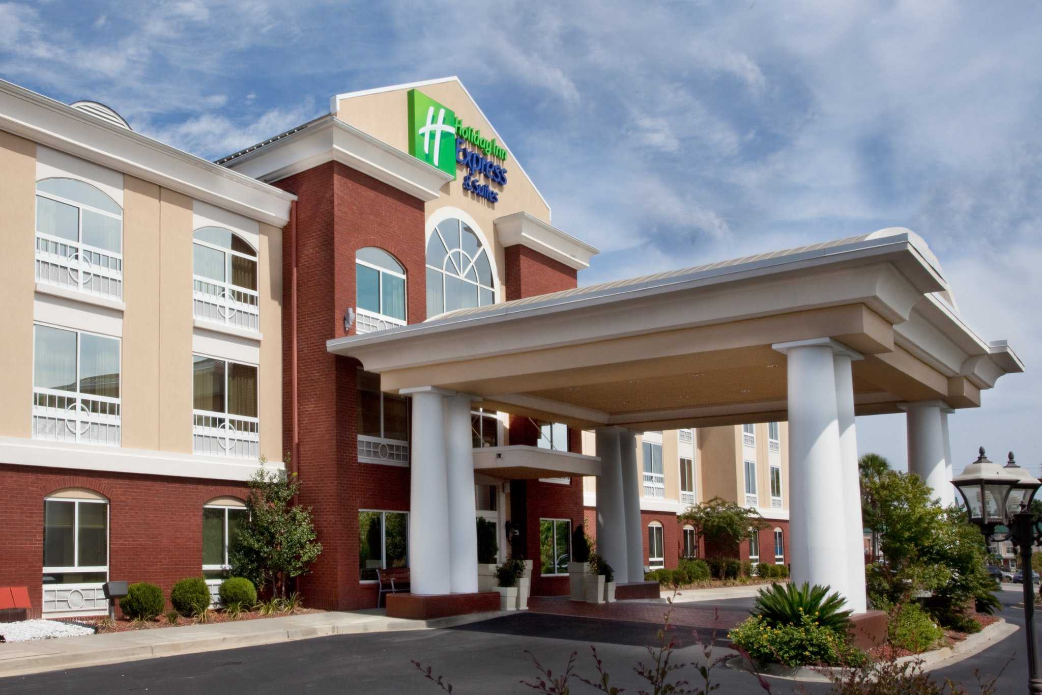 Holiday Inn Express Hotel & Suites Sumter in Sumter, SC