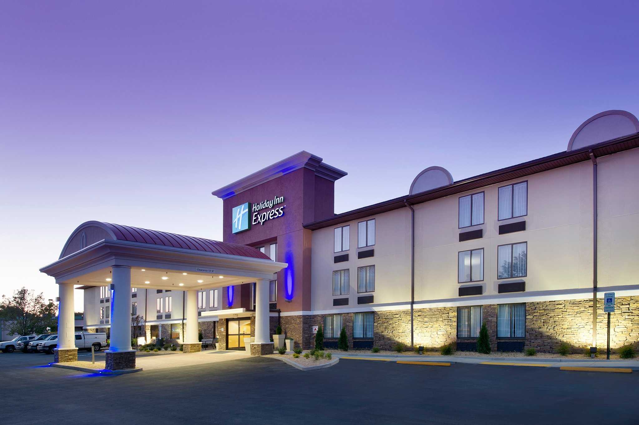 Holiday Inn Express Waldorf in 월도프, MD