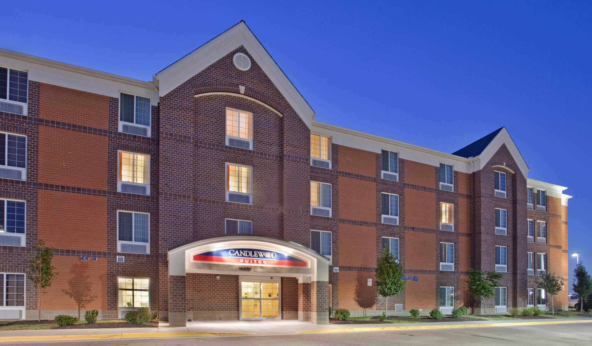 Candlewood Suites Olathe in Olathe, KS