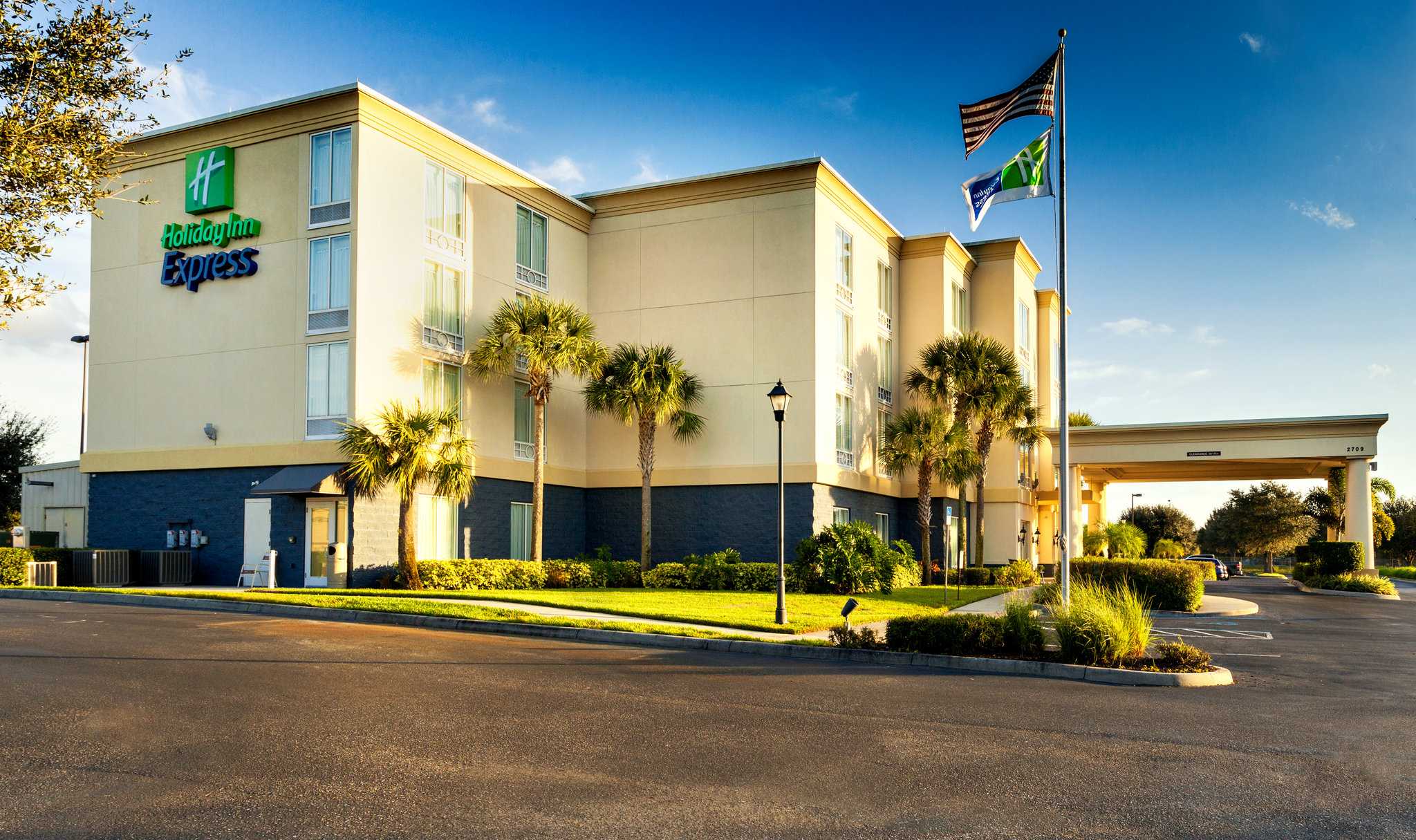 Holiday Inn Express Hotel & Suites Arcadia in Arcadia, FL