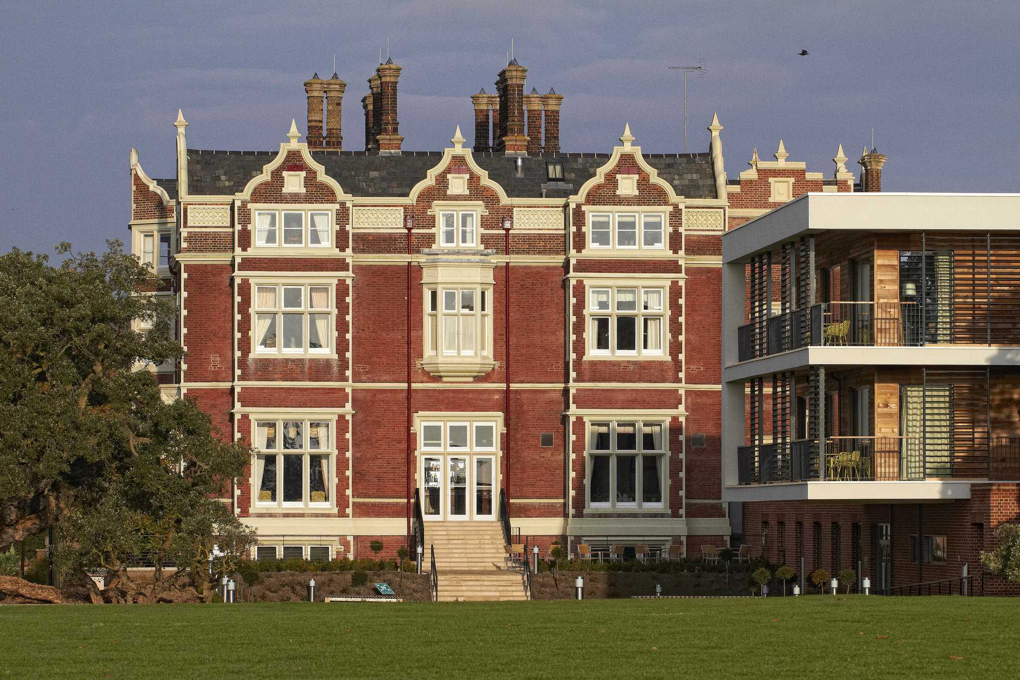 Wivenhoe House Hotel in Colchester, GB1