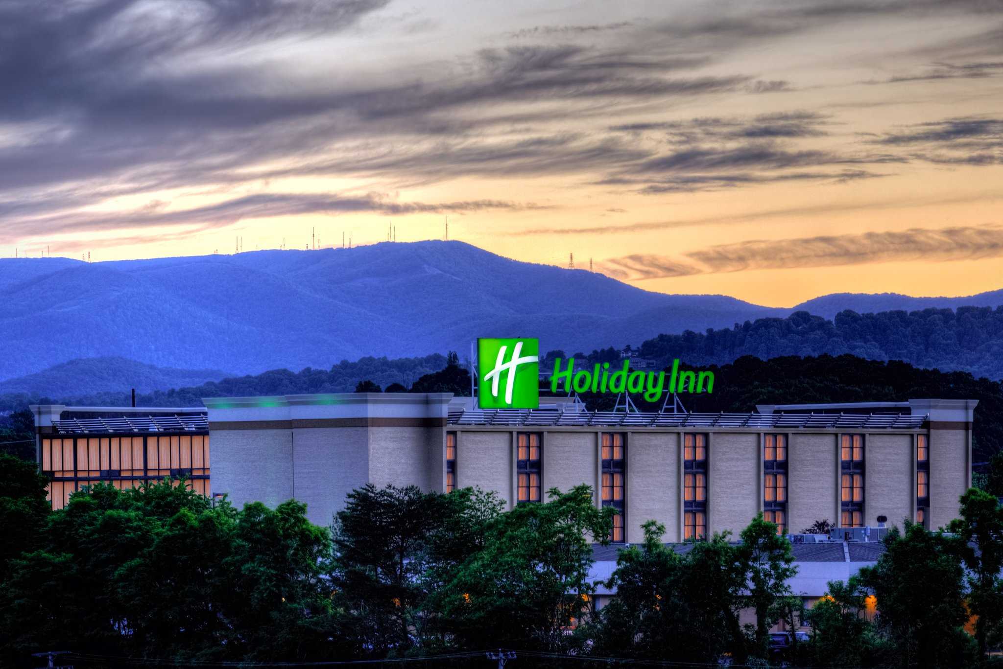 Holiday Inn Roanoke Tanglewood-Rt 419 & I581 in Roanoke, VA