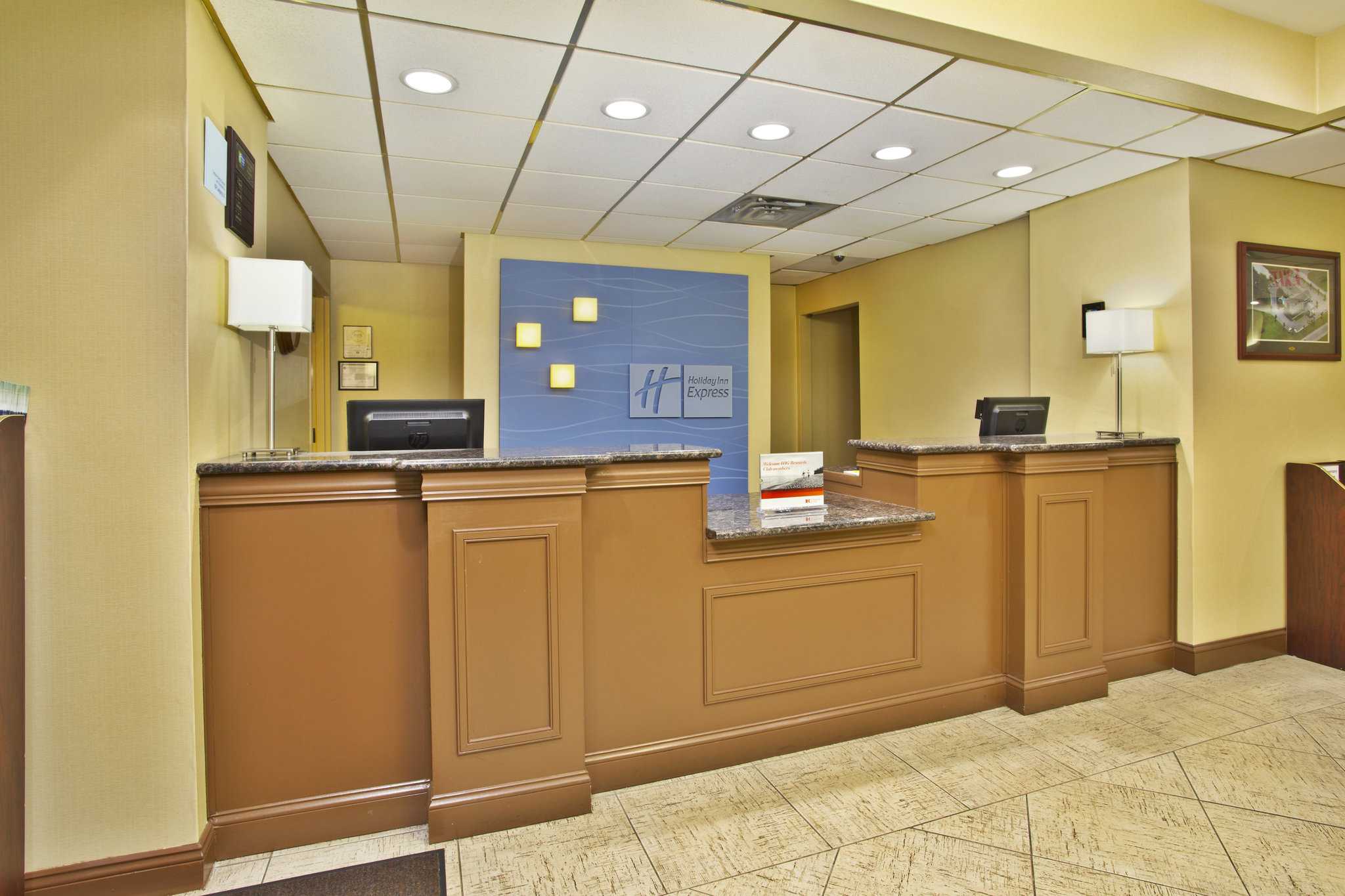 Holiday Inn Express Hotel & Suites Harrington (Dover Area) in Harrington, DE