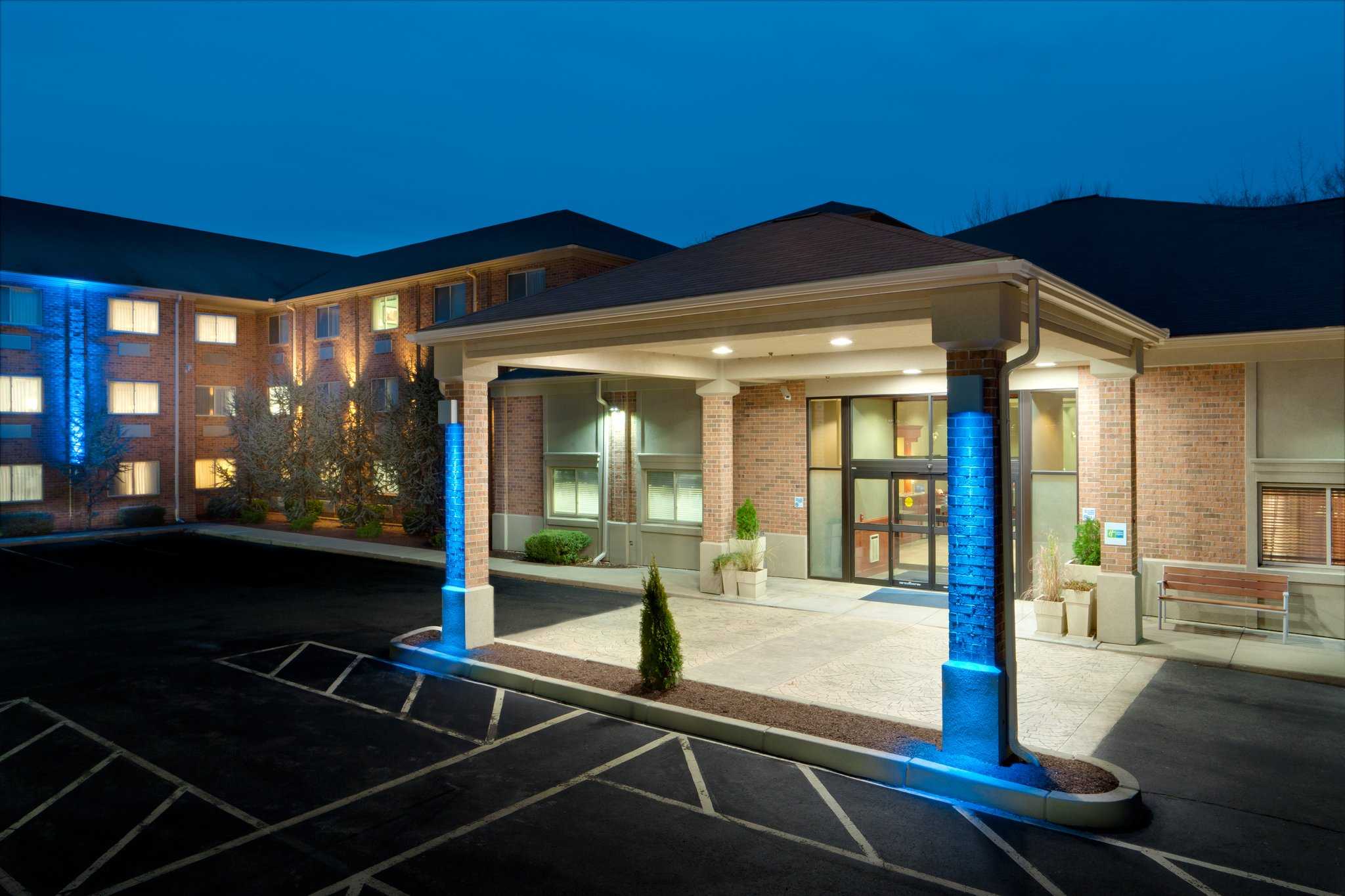 Holiday Inn Express & Suites Smithfield in スミスフィールド, RI