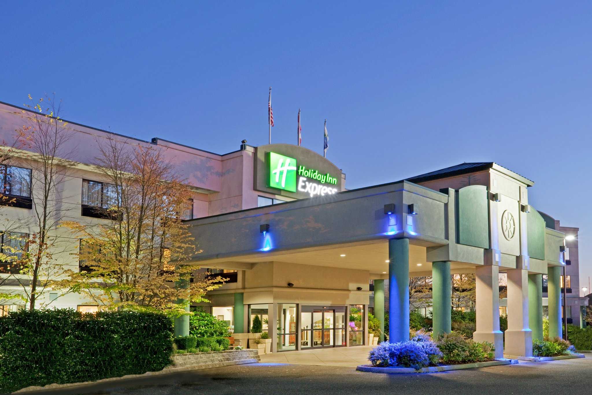 Holiday Inn Express Hotel Bellingham in Bellingham, WA