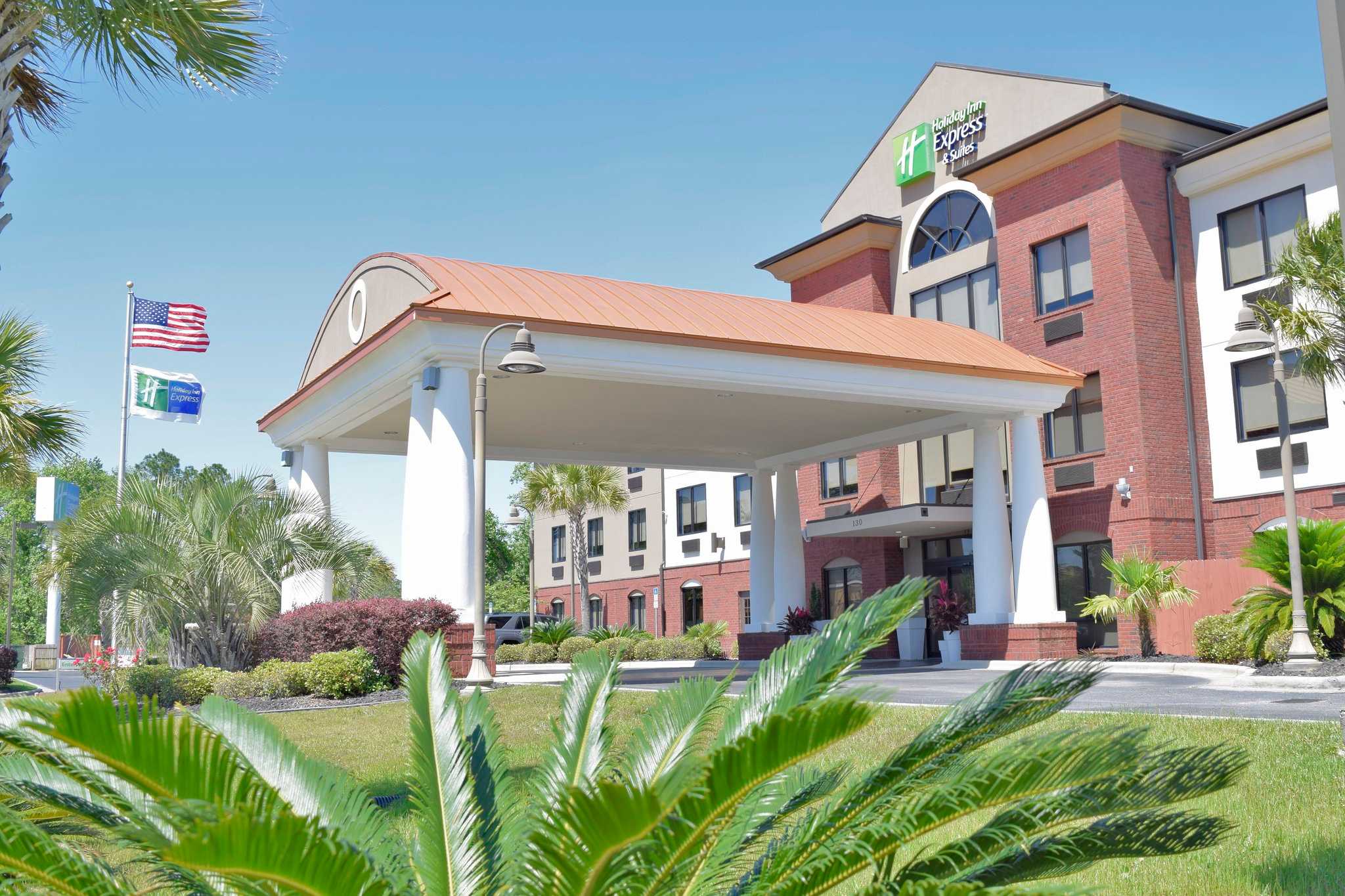 Holiday Inn Express Hotel & Suites Pensacola W I-10 in Pensacola, FL