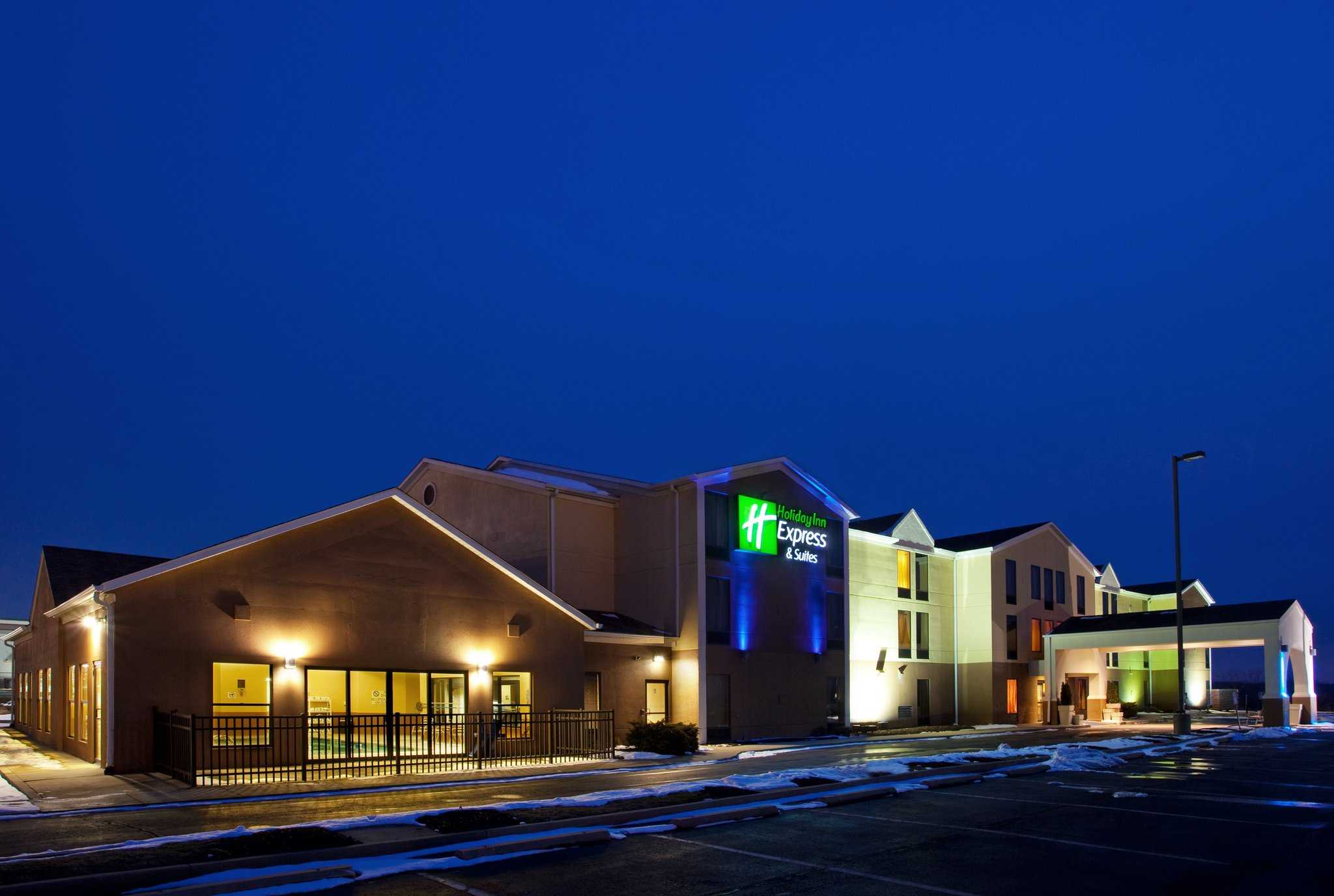 Holiday Inn Express Hotel & Suites Cleveland-Streetsboro in Streetsboro, OH