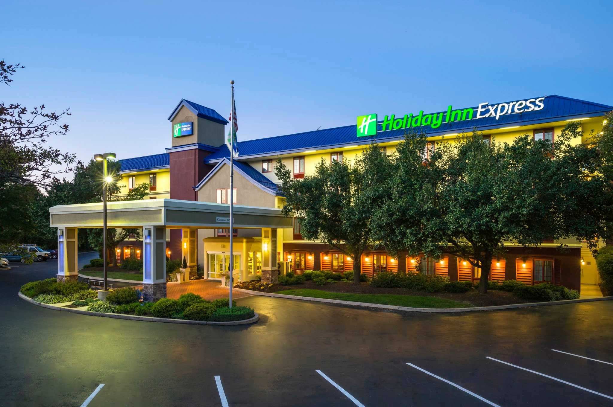 Holiday Inn Express Frazer-Malvern in Frazer, PA