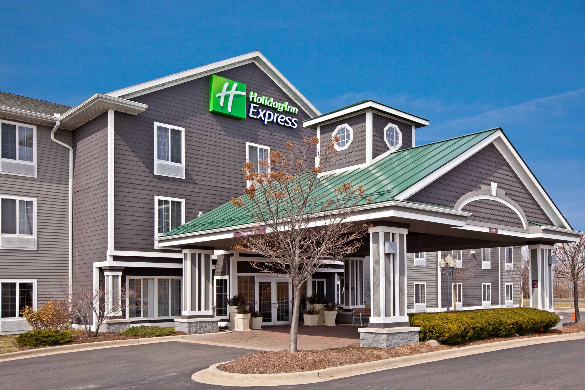 Holiday Inn Express Hotel Grand Rapids SW in Grandville, MI