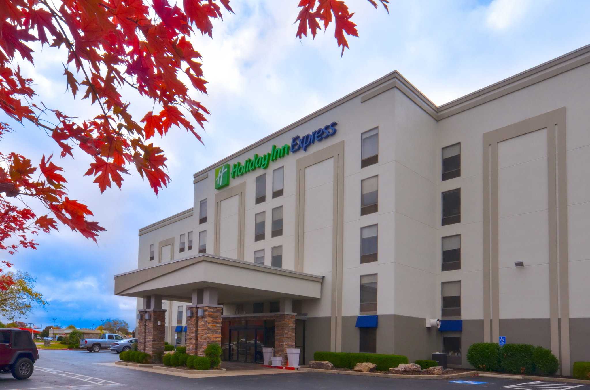 Holiday Inn Express Hotel & Suites Fayetteville-Univ Of Ar Area in เฟย์เอ็ตต์วิลล์, AR