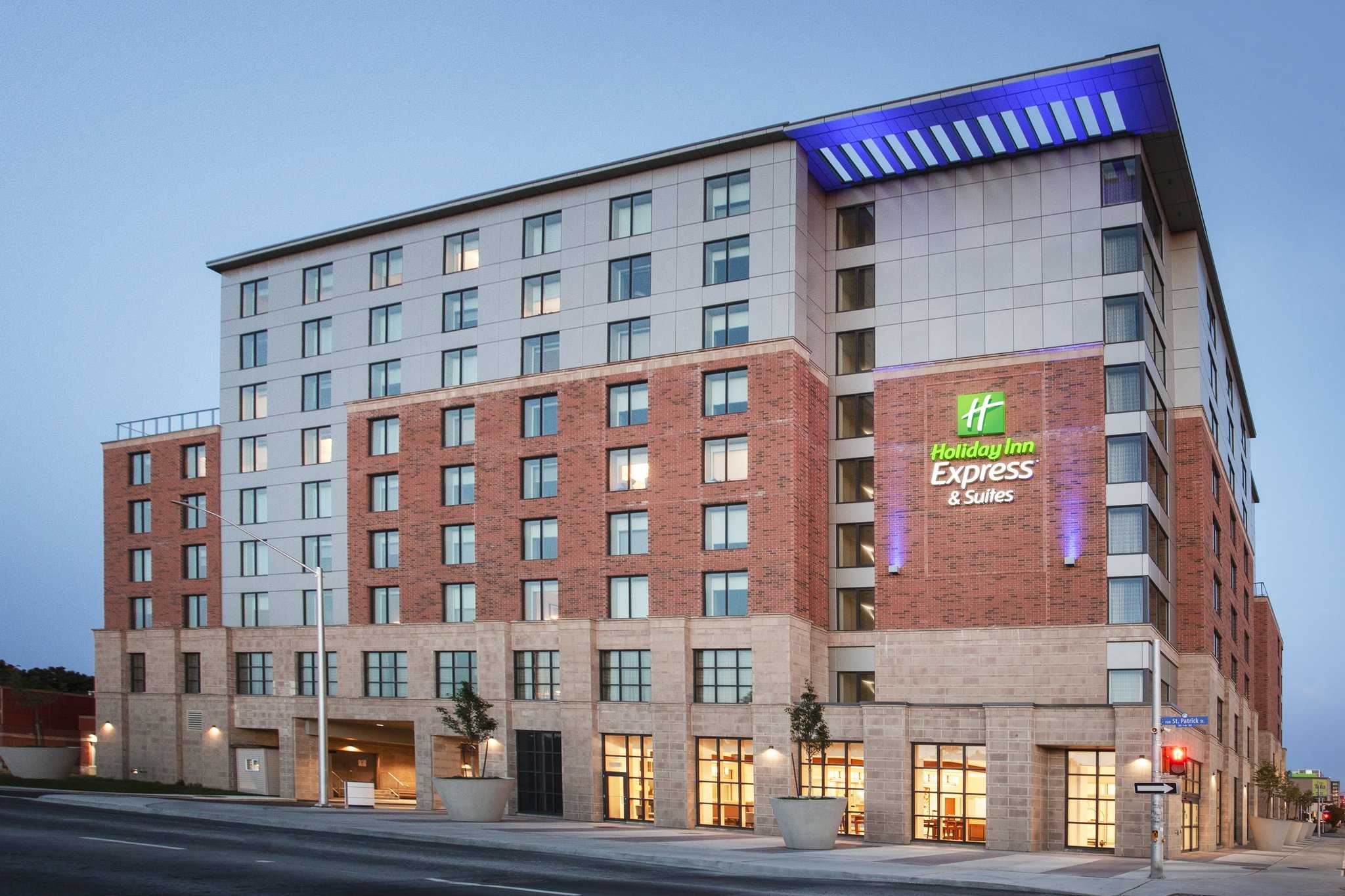 Holiday Inn Express & Suites Ottawa Downtown East in Ottawa, ON