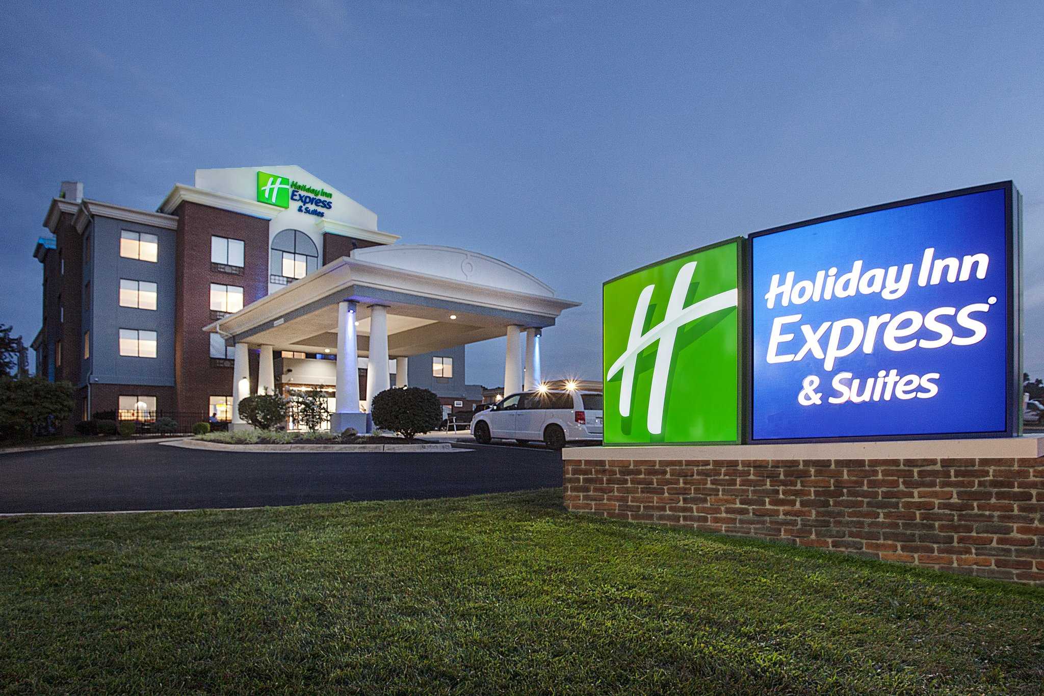 Holiday Inn Express Hotel & Suites Culpeper in Culpeper, VA