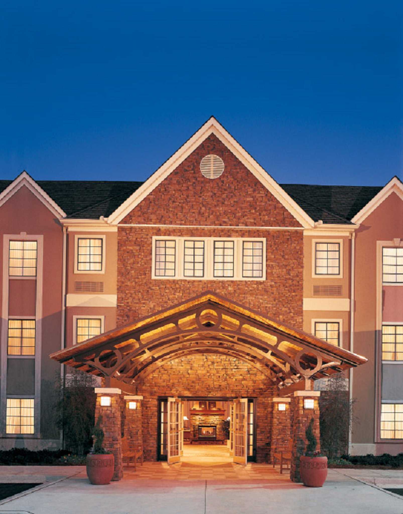 Staybridge Suites Columbus - Worthington in Columbus, OH