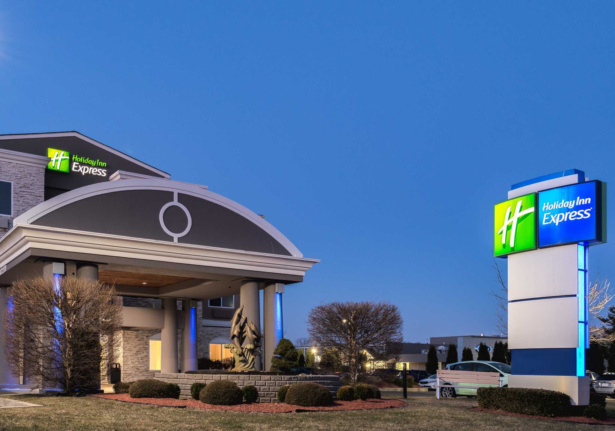 Holiday Inn Express Branford-New Haven in Branford, CT