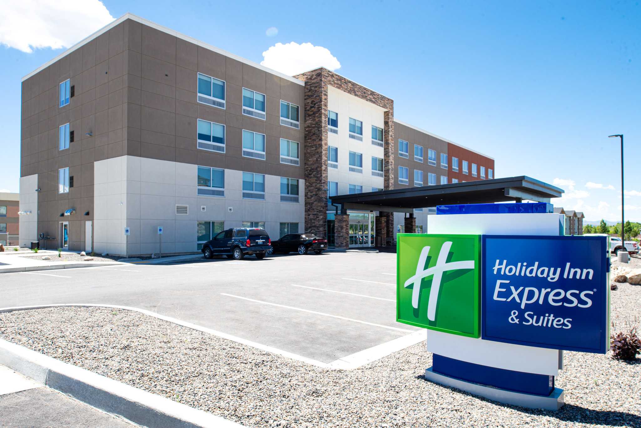 Holiday Inn Express & Suites Elko in Elko, NV