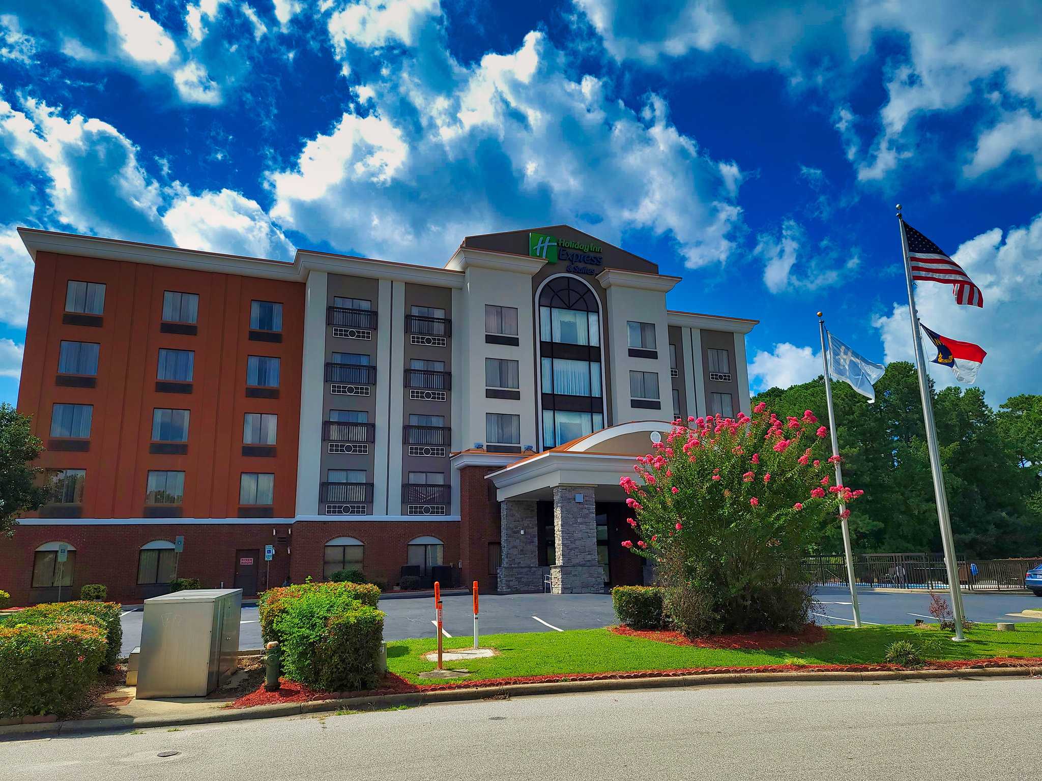 Holiday Inn Express Hotel & Suites Wilson-Business District in Wilson, NC