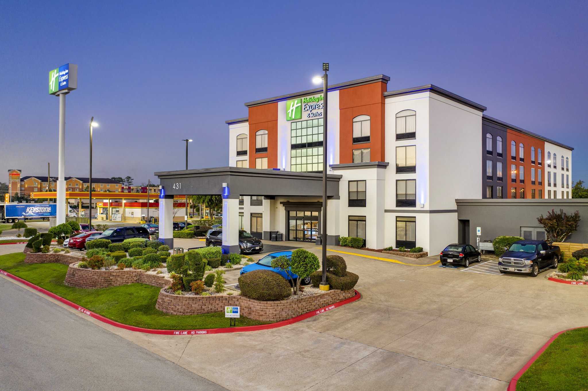 Holiday Inn Express & Suites Longview North in Longview, TX