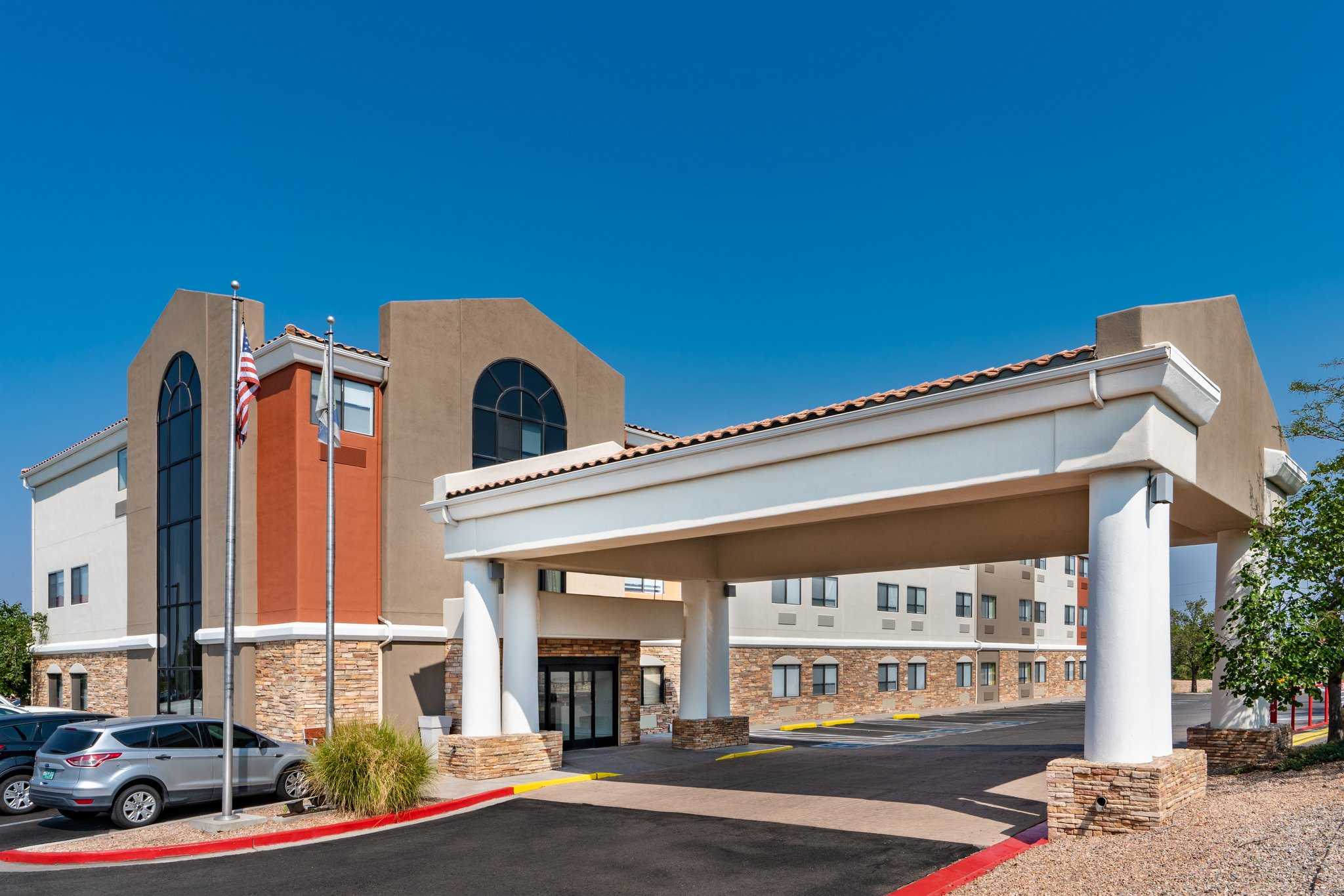 Holiday Inn Express Hotel & Suites Albuquerque Nor in Albuquerque, NM