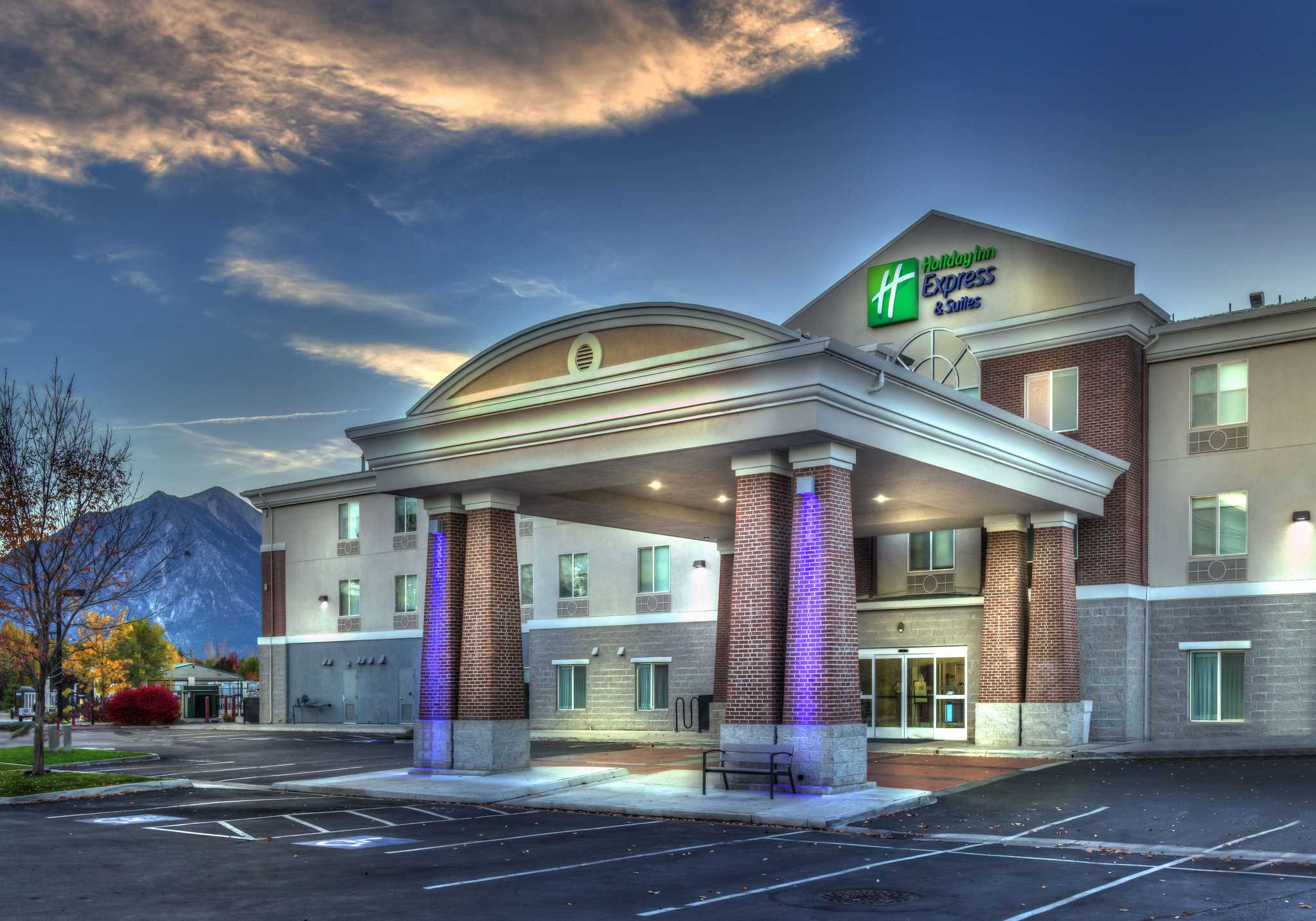 Holiday Inn Express Hotel & Suites Minden in Minden, NV