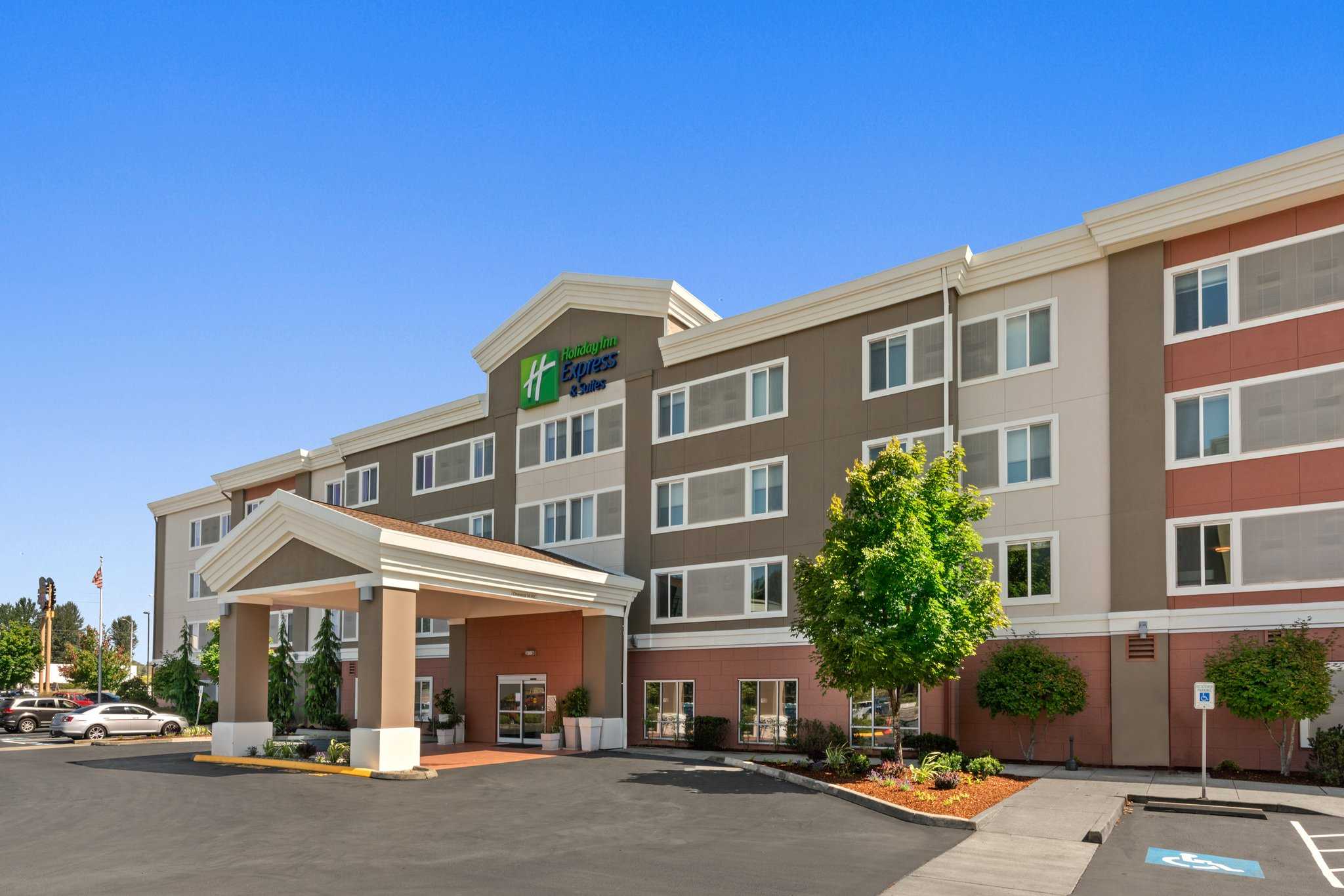 Holiday Inn Express & Suites Sumner - Puyallup Area in サムナー, WA