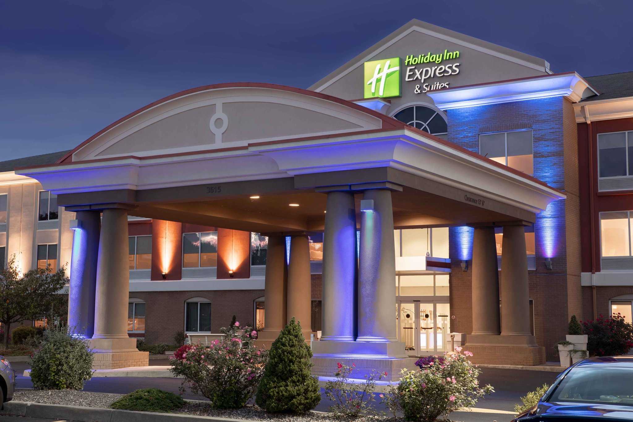 Holiday Inn Express Hotel & Suites binghamton University-Vestal in Vestal, NY