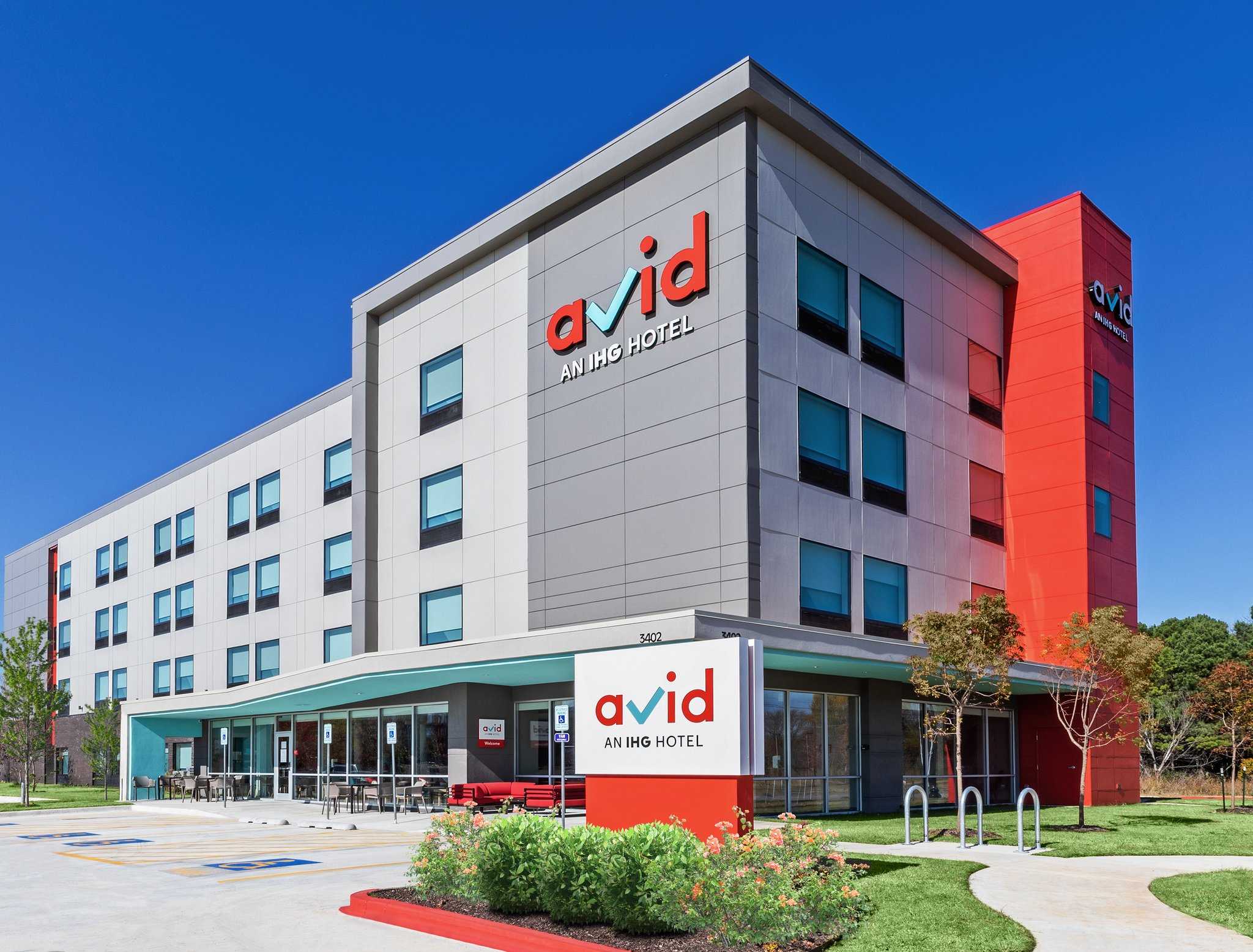 avid hotels Bentonville - Rogers in เบนตันวิลล์, AR