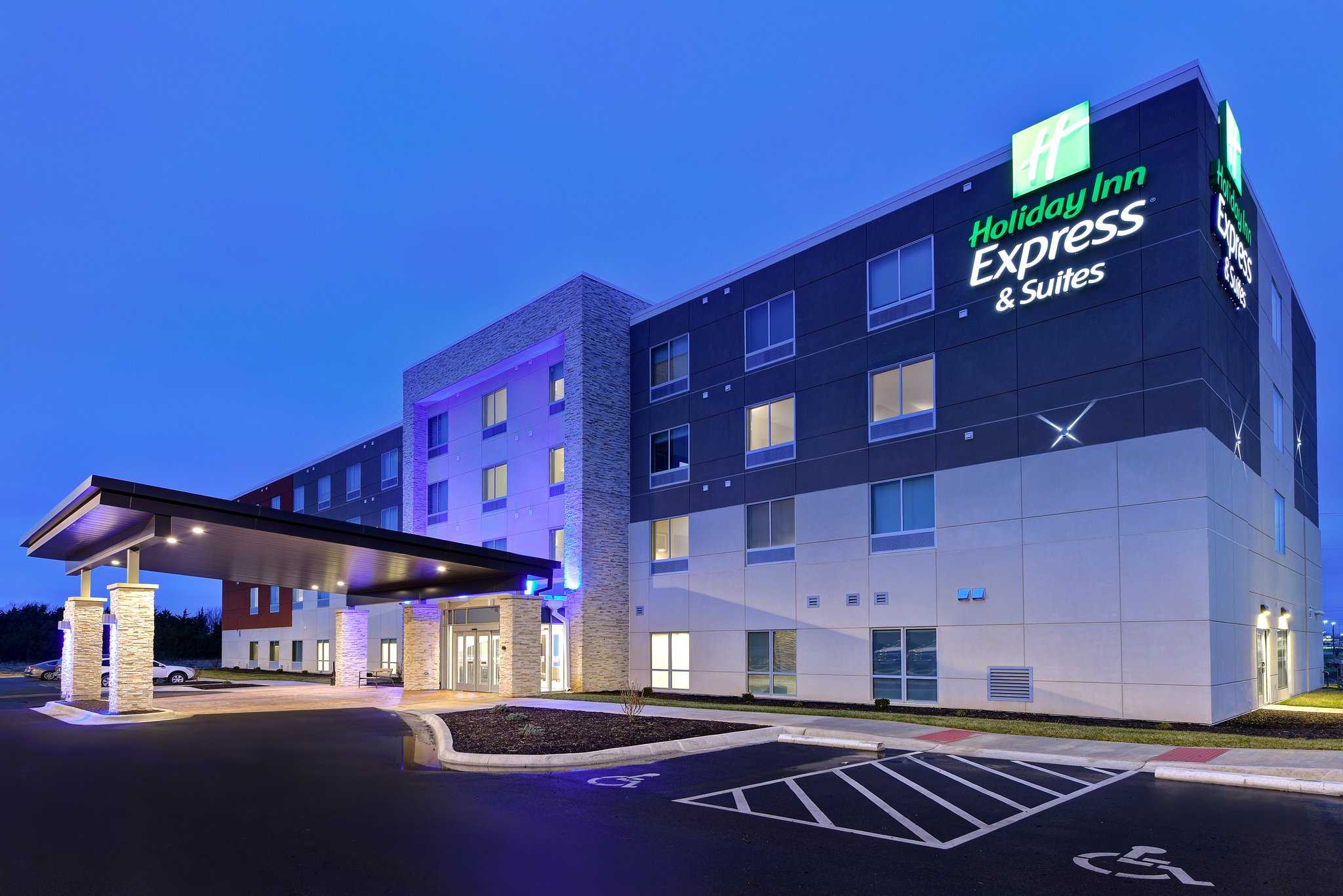 Holiday Inn Express & Suites Ottawa in 오타와, KS