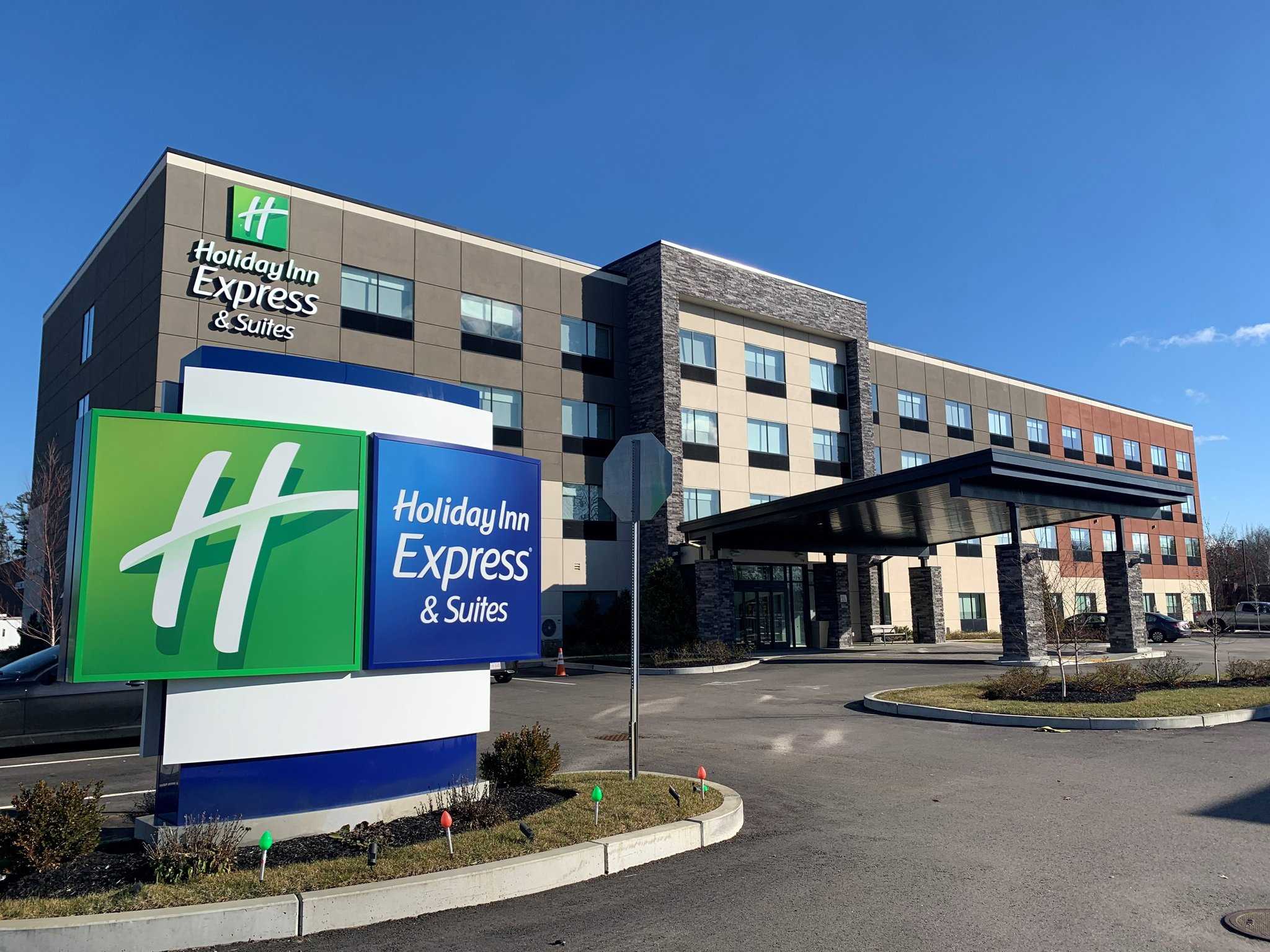 Holiday Inn Express & Suites Boston South - Randolph in Рэндольф, MA