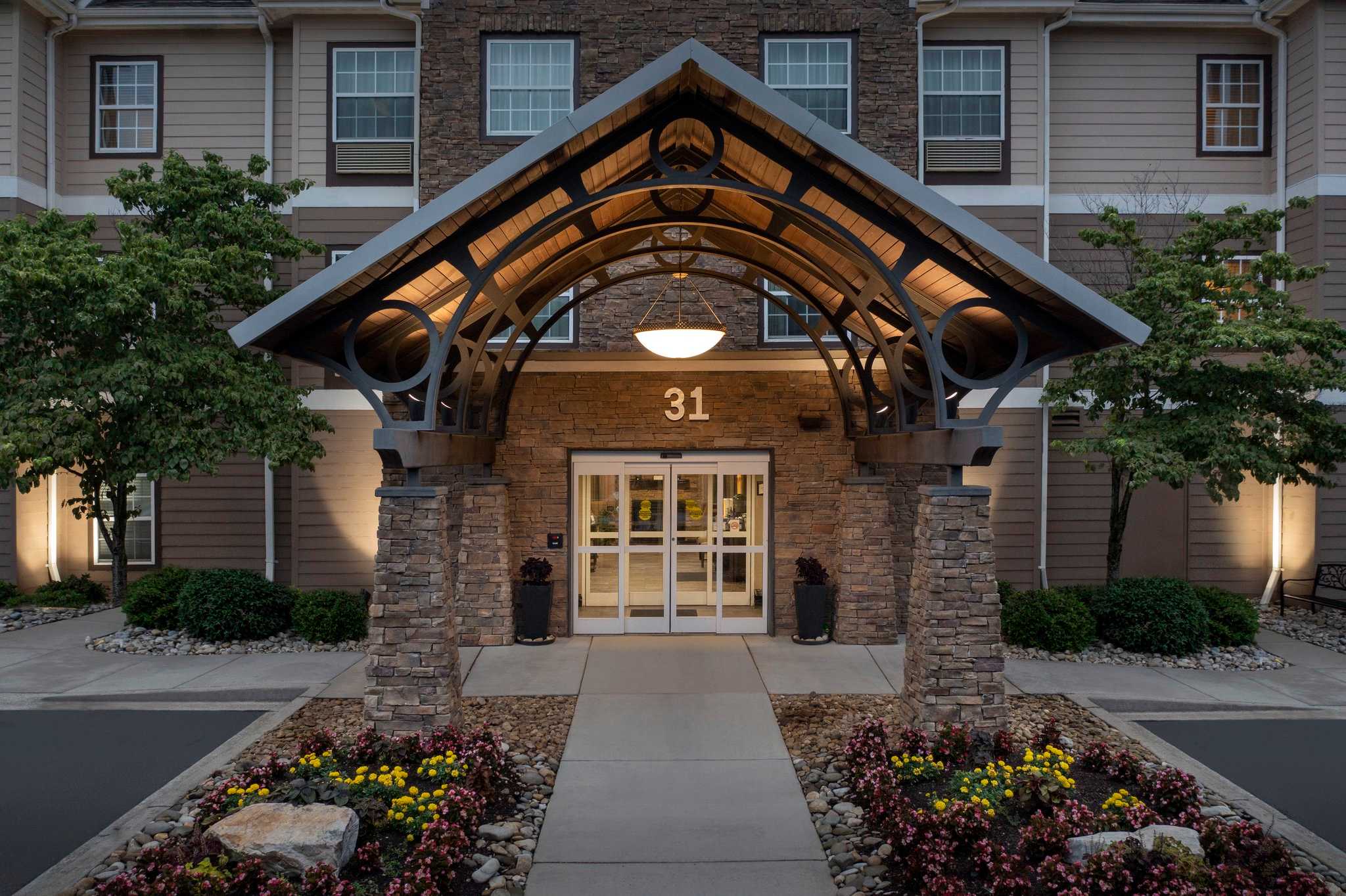 Staybridge Suites Greenville I-85 Woodruff Road, an IHG Hotel in グリーンビル, SC