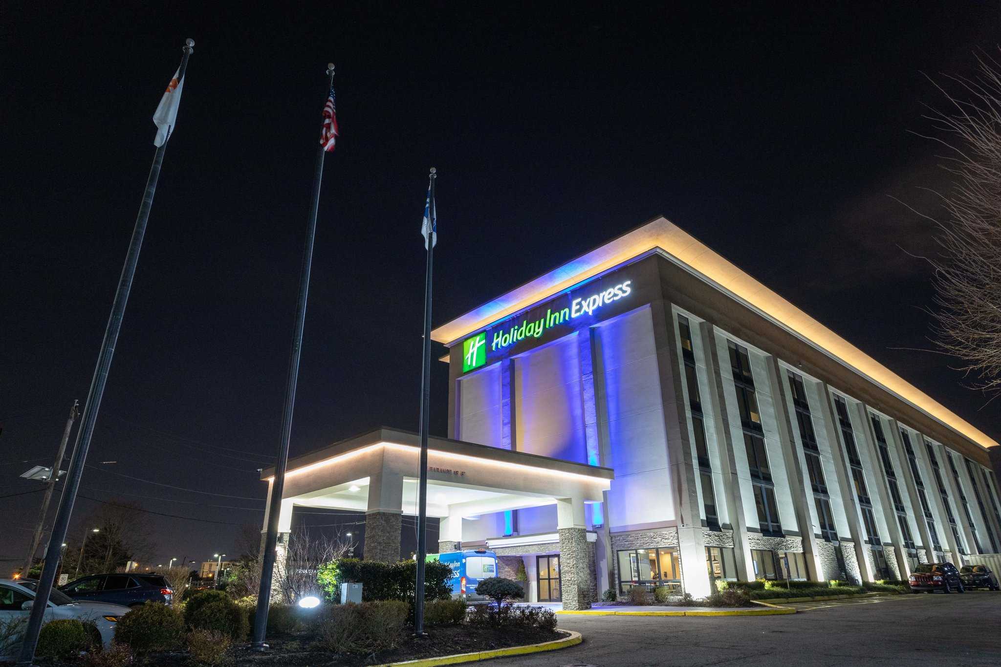 Holiday Inn Express Newark Airport – Elizabeth in Elisabet, NJ