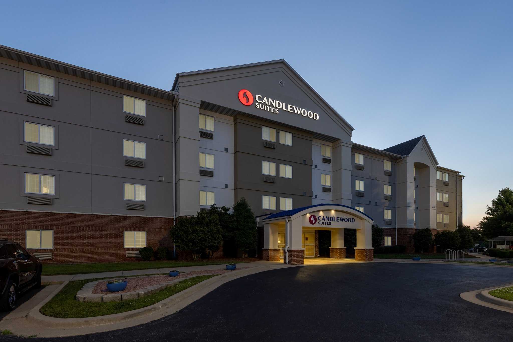 Candlewood Suites Springfield South in Springfield, MO