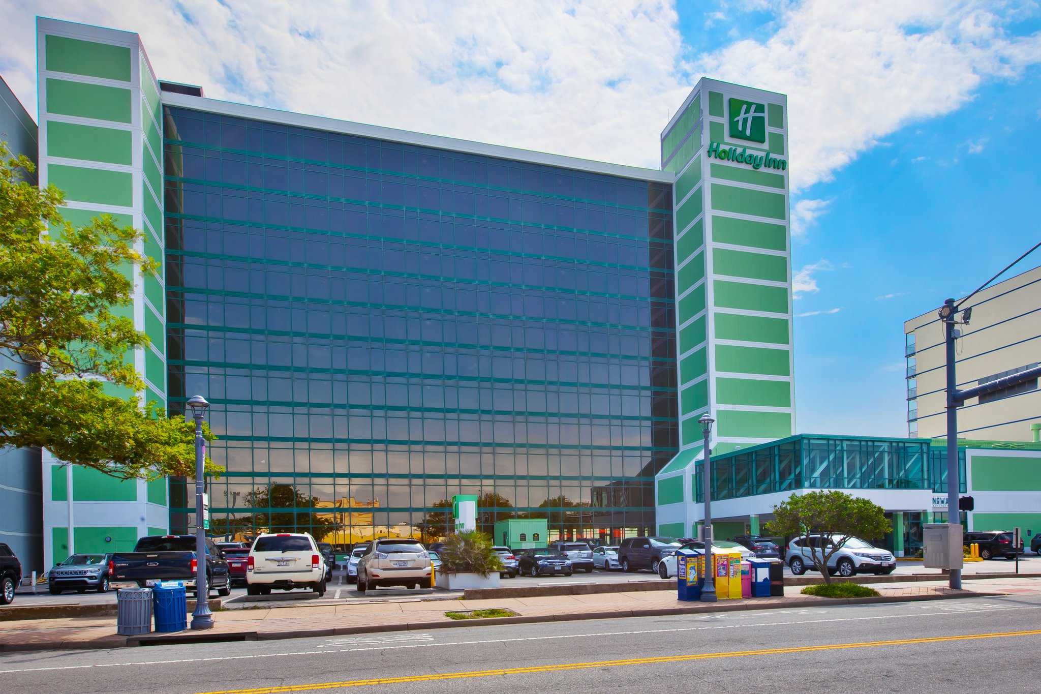 Holiday Inn Va Beach-Oceanside (21st St) in Virginia Beach, VA