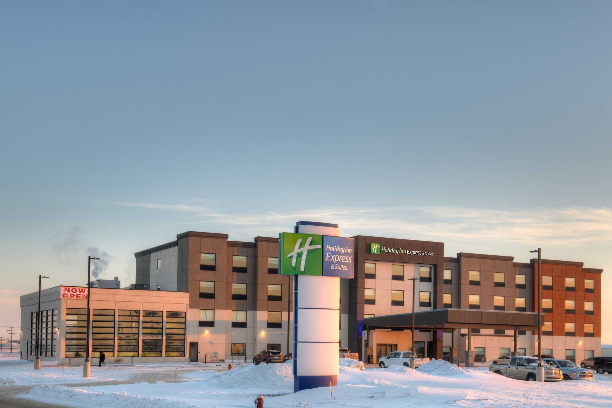 Holiday Inn Express & Suites Moose Jaw in Moose Jaw, SK