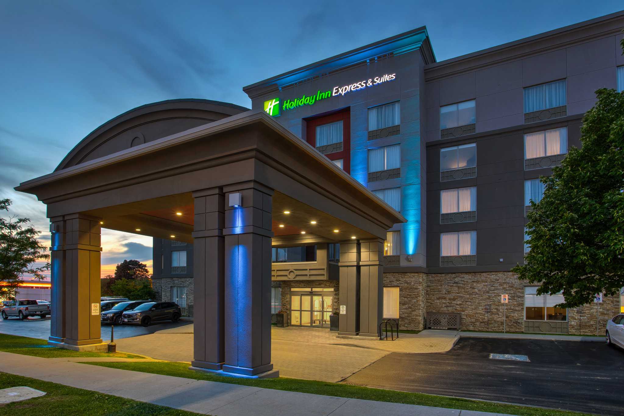 Holiday Inn Express Hotel & Suites Kingston in Kingston, ON