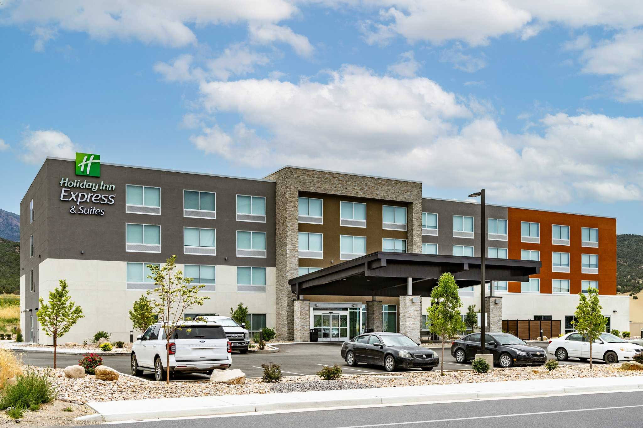 Holiday Inn Express & Suites Nephi in Nephi, UT