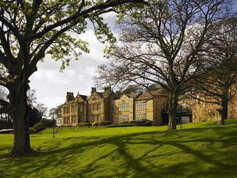 Hollins Hall Hotel & Country Club in Bradford, GB1