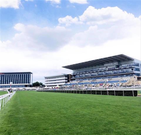 Doncaster Racecourse in Doncaster, GB1