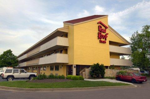 Red Roof Inn Cincinnati - Sharonville in Sharonville, OH