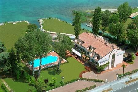 Yachting Hotel Mistral in Sirmione, IT