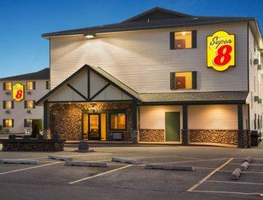 Super 8 by Wyndham Coeur d'Alene in Coeur d Alene, ID