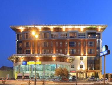 Days Hotel by Wyndham Baku in Baku, AZ