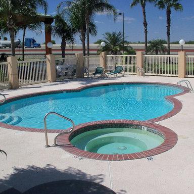 Texas Inn Harlingen в Harlingen, TX