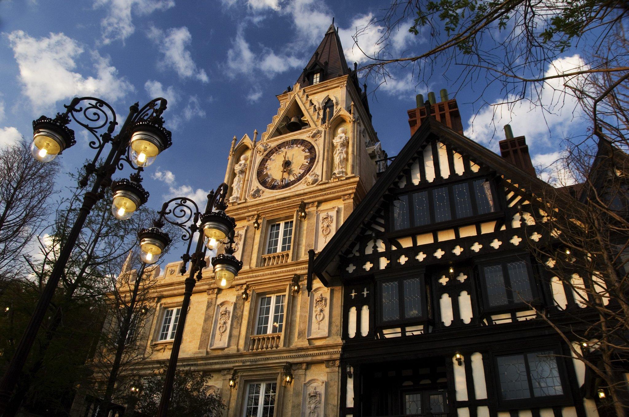 The Old England Manor in Nantou City, TW