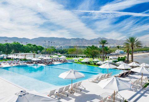 Crowne Plaza Muscat in Muscat, OM