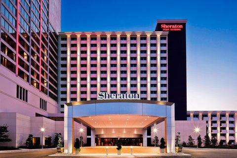 Sheraton Greensboro at Four Seasons in Greensboro, NC