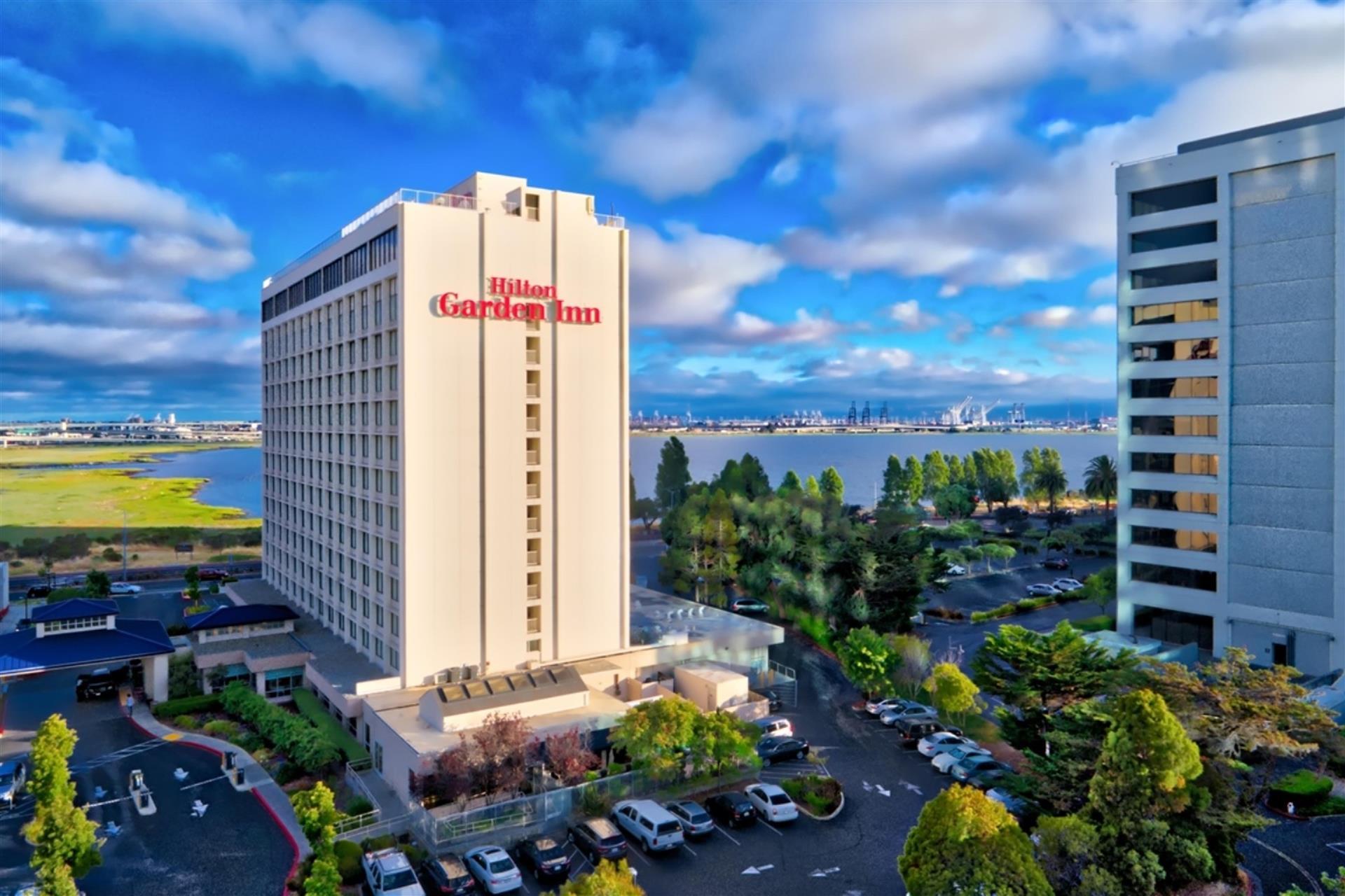 Hilton Garden Inn San Francisco/Oakland Bay Bridge in Emeryville, CA