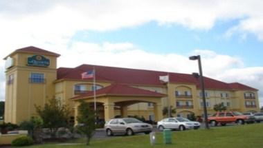 La Quinta Inn & Suites by Wyndham Prattville in Prattville, AL