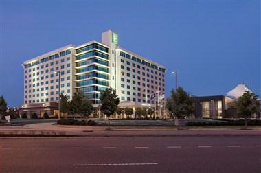 Embassy Suites by Hilton Hampton Convention Center in Hampton, VA